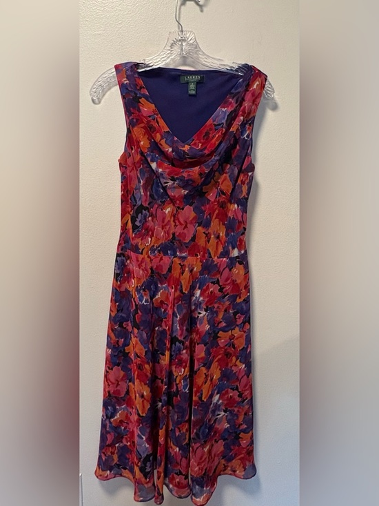 Lauren Ralph Lauren Dresses & Skirts - Lauren Ralph Lauren floral midi dress